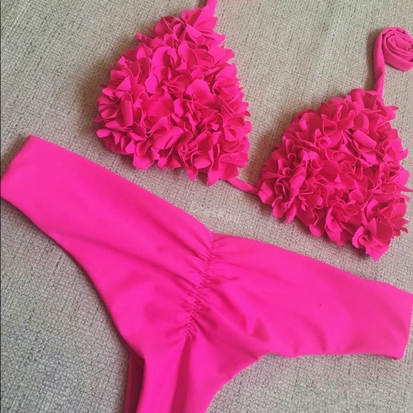 🆕Fluffy Petals Pink Bikini Set Swimwear - Picture 3 of 4